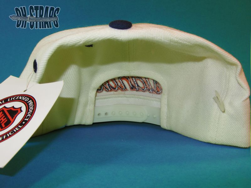 New York Islanders Sports Specialties Script Snapback Hat - product image  