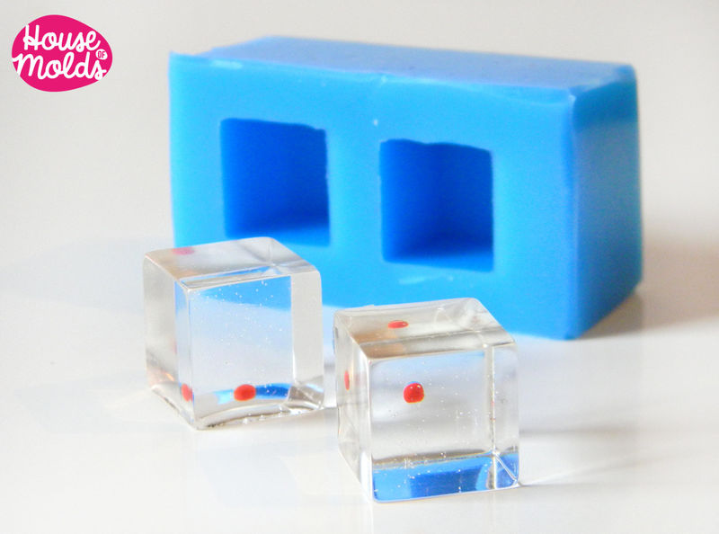 2 Cubes Silicone moldmold to make 2 resin cubes 15 mmHouse Of Molds