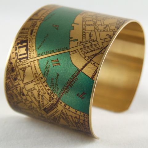 Antique,London,Bridge,Map,with,the,River,Thames,Brass,Cuff,Jewelry,Bracelet,england_london_uk,british_bracelet,london_england,steampunk_cuff,love_london,map_jewelry,vintage_map_london,river_thames,turquoise_blue,traveller_travel,railroads,roads_streets,queens_jubilee,brass,handmade,decoupage,art,paper,vintag