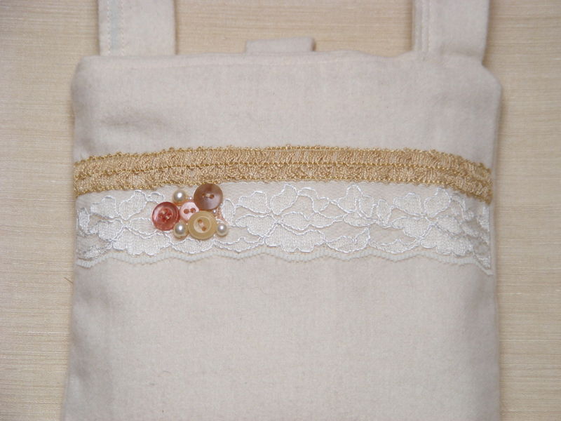 'Queeny' Crossover Bag - product images  of 