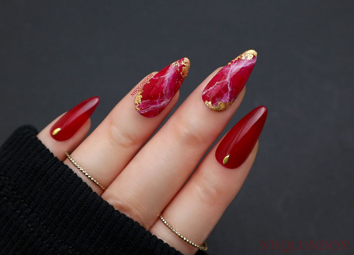 marble gold leaf nails nhq london