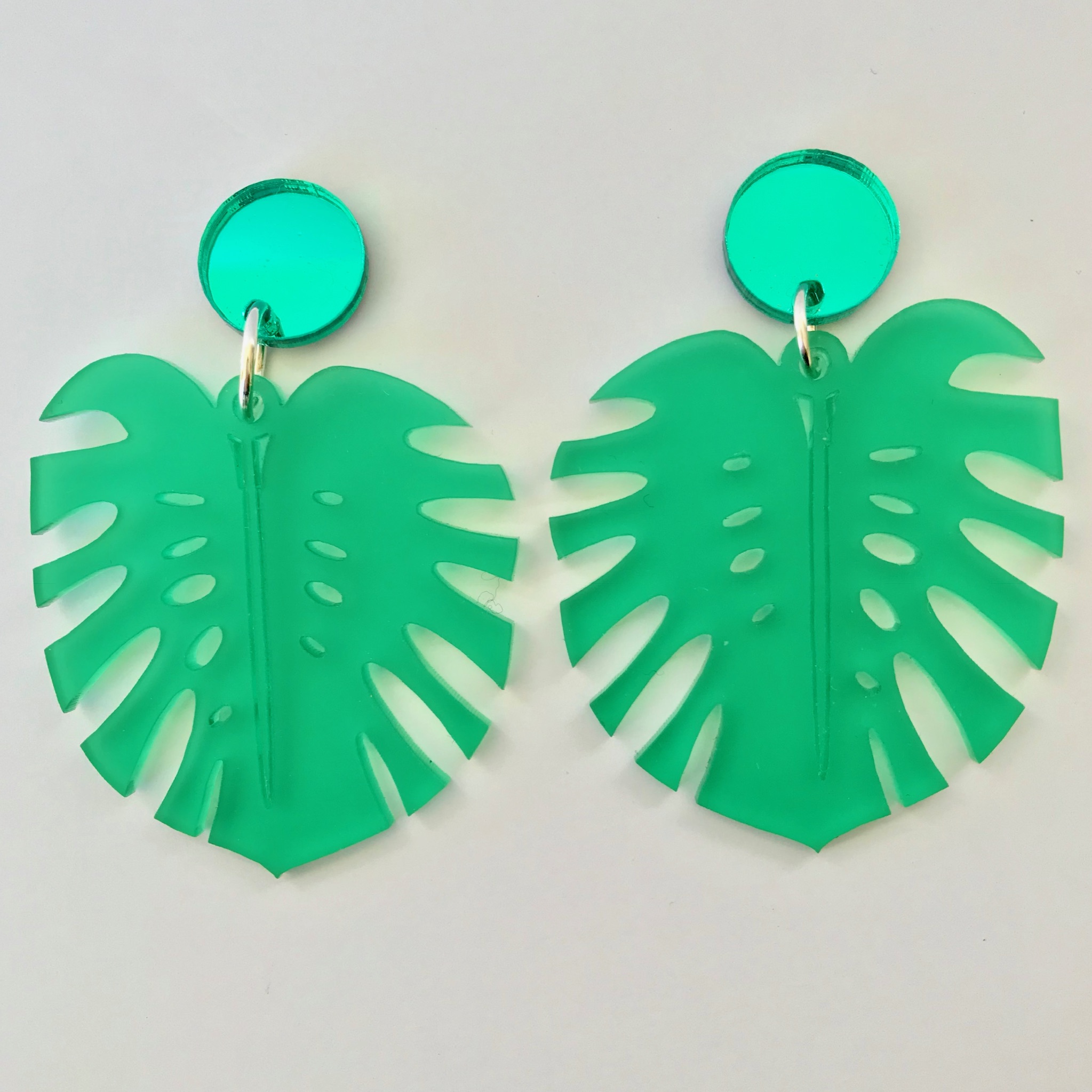 Monsters mirror studs