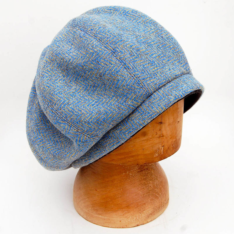 BERET HAT IN WHITE WOOL TWEED 430010