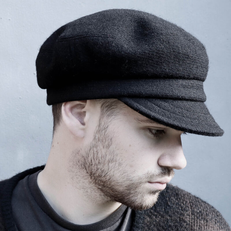 Handmade black Harris Tweed worker cap - ZUToscar - ZUT hats