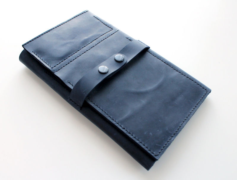 Leather knitting needle case Dark blue Anger Refuge