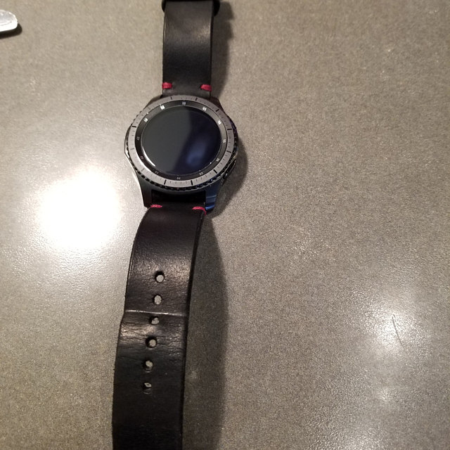 Leather watch band black and red