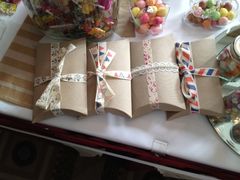 Pillow,Favour,Boxes,Wedding Favour Boxes, vintage favour box, pillow favour box, eco friendly