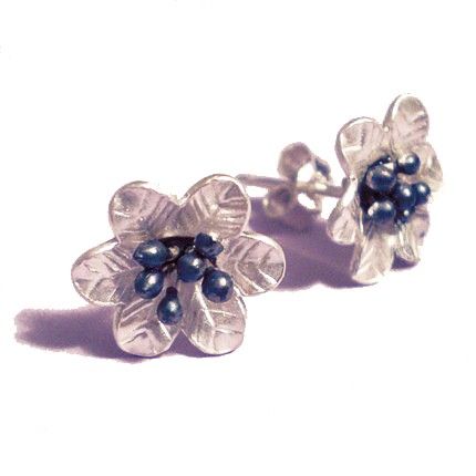 Nera,Blums,Sterling,Silver,flower,Earrings,-,oxidized,Jewelry,Post,sterling silver,flowers,floral,uk,jewellery,small,blossoms,oxidised,ear studs,black,romantic,girls,sterling,silver,ag,925