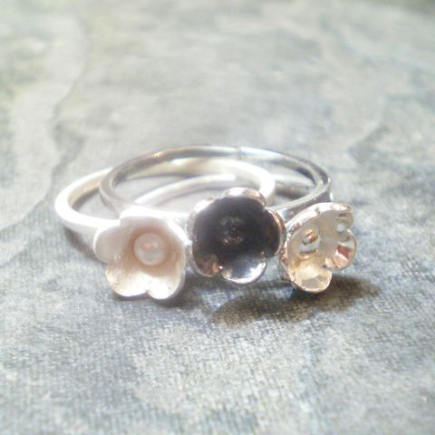 set,of,3,BLUM,rings,sterling,silver,shiny,,frosted,,oxidized,-,stack,Jewelry,Ring,Sterling,stackable,stacking,sterling silver,flowers,metalwork,engagement,europeanstreetteam,teamfrench,teenage_girls,ag,925,argent massif