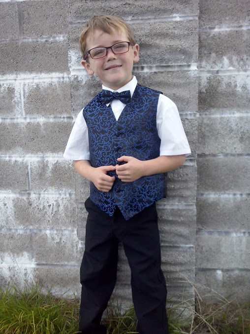 page boy bow tie and waist coat, grooms men wedding accessories, page boy neckwear, page boy waist coat, wedding neck wear, wedding attire accessories