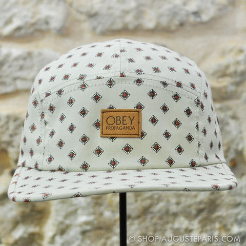 5,panels,Obey,Stately,5 panels, Obey