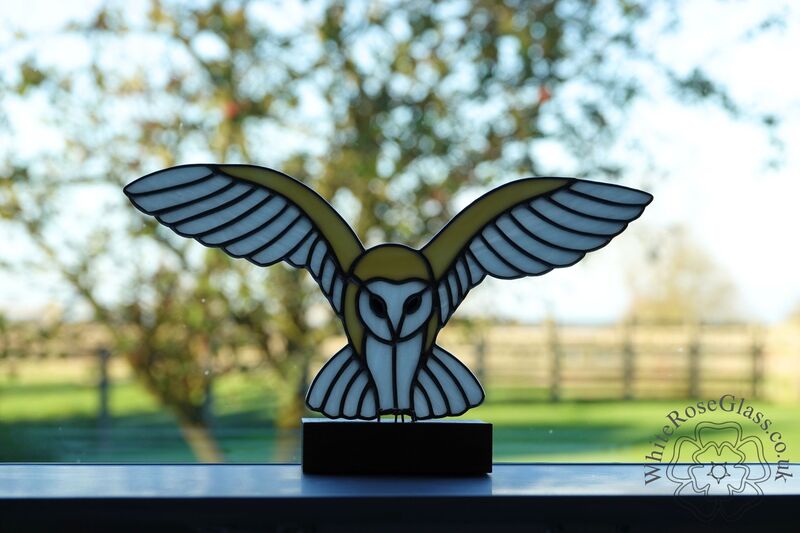 Freestanding Landing Barn Owl On Wood - product image