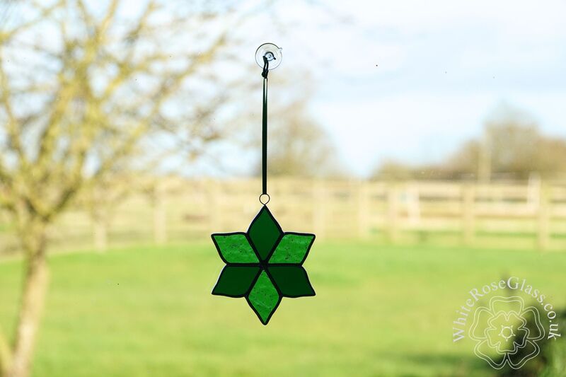 Flower Green 6-Petals Suncatcher - product image