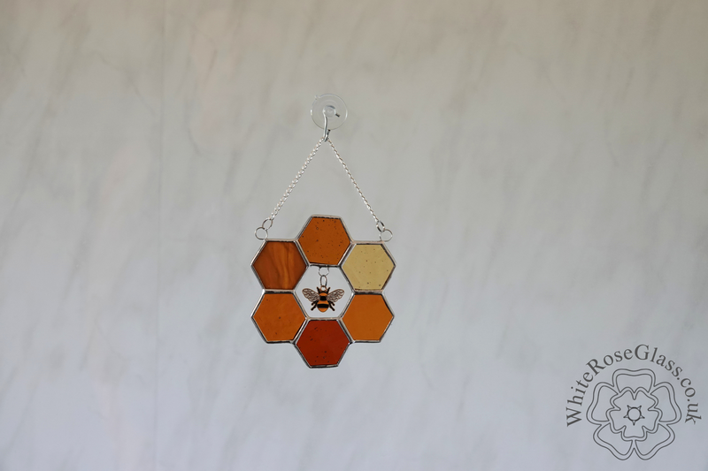 Honeycomb + Bee 6-Piece Circle Suncatcher - product image