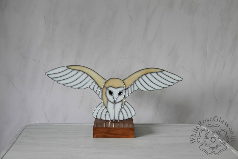 Freestanding Landing Barn Owl On Wood - product image