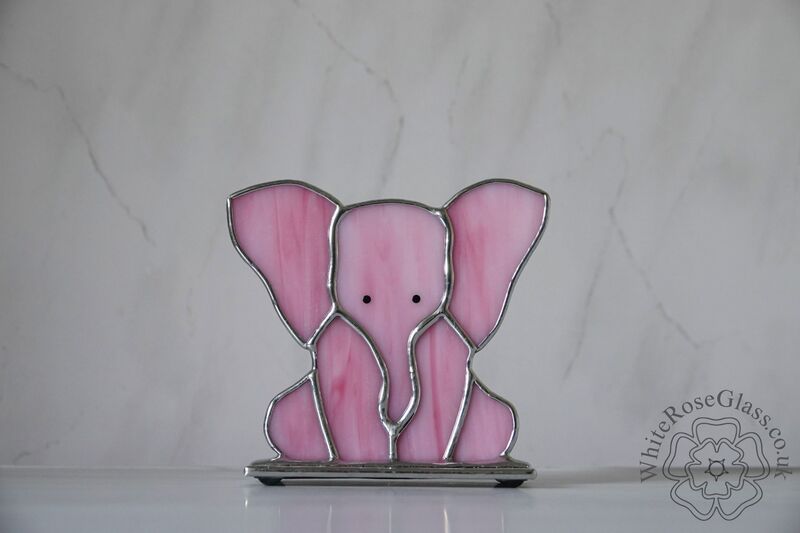 Elephant Freestanding - Sitting Baby - Pink/White - product image