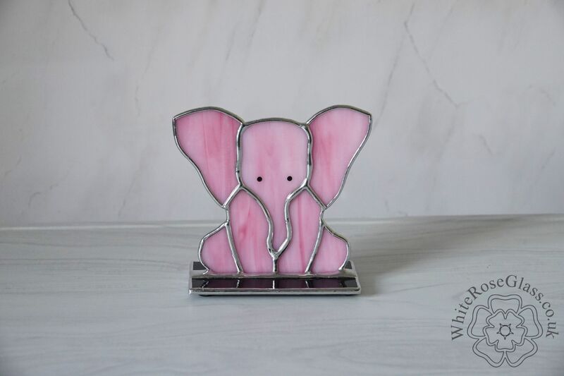 Elephant Freestanding - Sitting Baby - Pink/White - product image