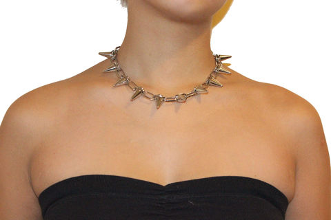 Spike,Choker