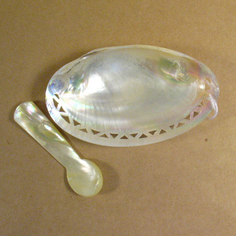 Mother,of,Pearl,Condiment,Bowl,&,Spoon,Culinary:Serving Pieces,roost mother of pearl condiment set