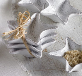 Classic,Shell,Starfish,Mini,Dip,Cup,Set,Mud Pie,Culinary:Serving Pieces,condiment dish starfish mud_pie dip white terracotta classic_shell