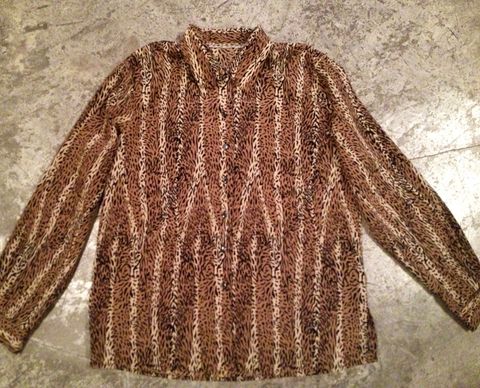 ROAR,ANIMAL,PRINT,BUTTON,DOWN,vintage, animal print, button down