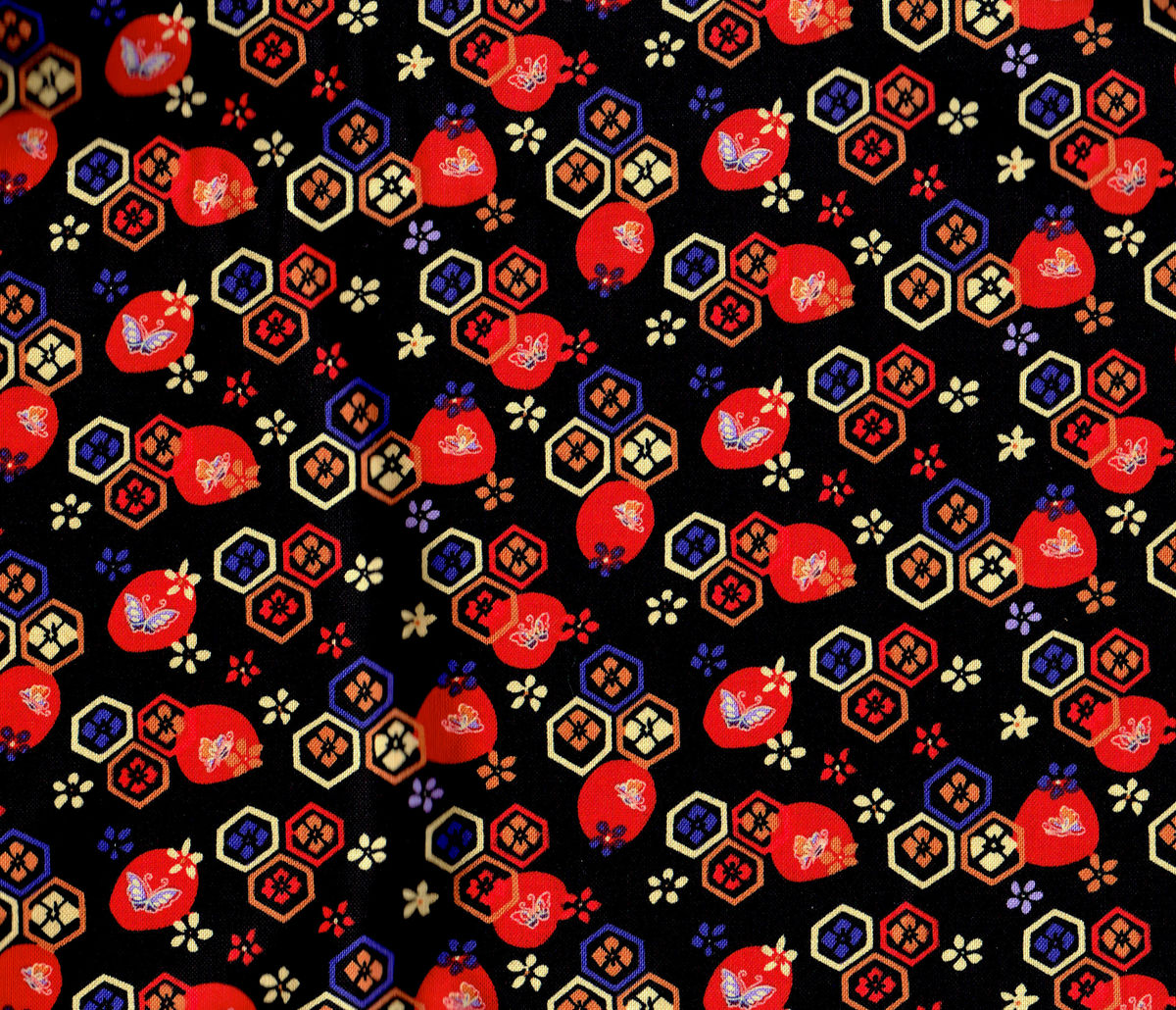 Cotton Quilt Fabric Asian Beverlyann Stillwell Black Floral AUNTIE