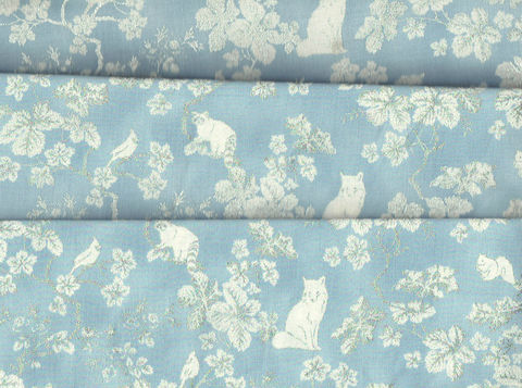 Cotton,Quilt,Fabric,Snowy,Peak,Woodland,Creatures,Metallic,Blue,Silver,,quilt backing, dresses, quilt fabric,cotton material,auntie chris quilt,sewing,crafts,quilting,online fabric,sale fabric