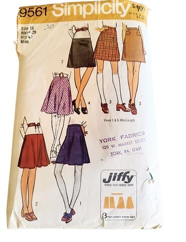 Vintage,1970s,Sewing,Pattern,For,A,Set,Of,Different,Short,Skirts,Line,Or,Flared,Minis,Simplicity,9561,Waist,29,true vintage 1970s simplicity pattern for a group of short skirts minis, seventies vintage skirts, 1970s sewing pattern for asst short skirts, vintage patterns another time vintage apparel, vintage mini skirts, vintage clothing, 1970s skirts, 1970s clothi