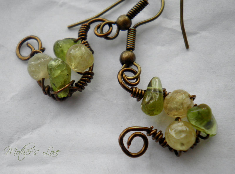 Antiqued Brass Green Peridot Gemstone Earrings - product image  