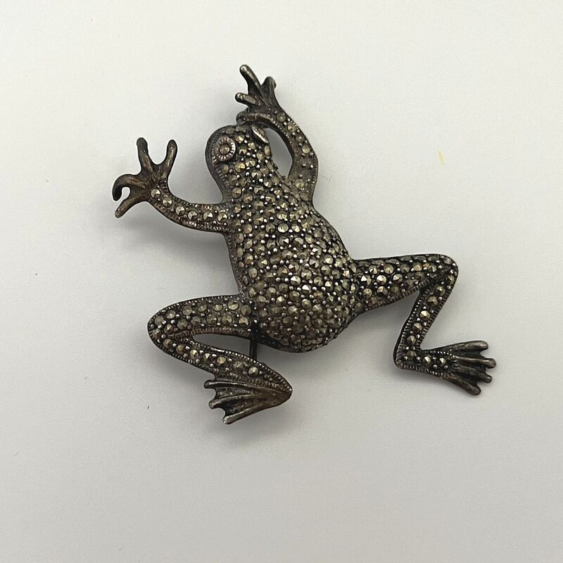 925 Silver + Marcasite FROG BROOCH PIN - product image  