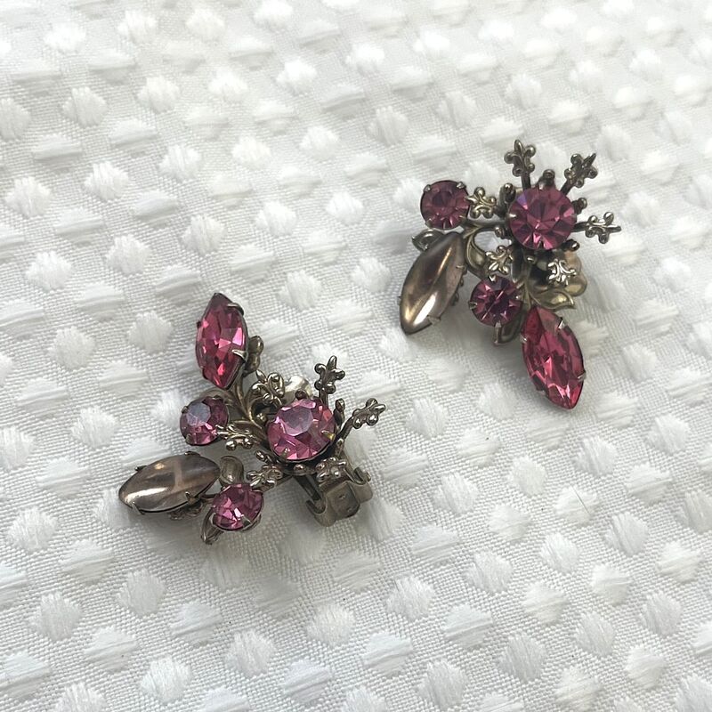 40s 50s Pink Jewel Earrings - product image  