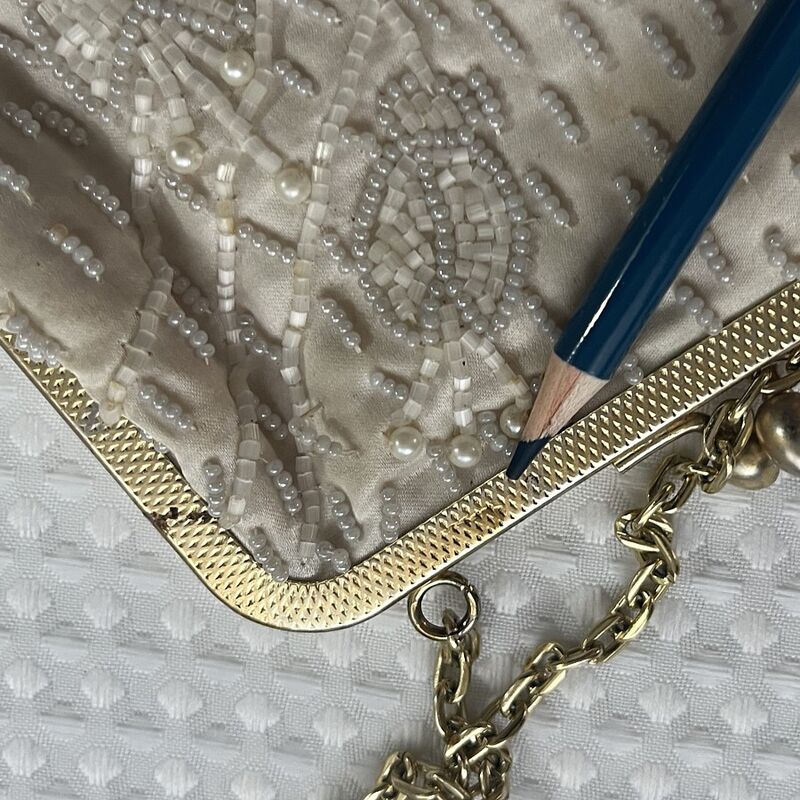 Vintage 60s GOLDEN NAME Hong Kong Beaded Bag - product image  