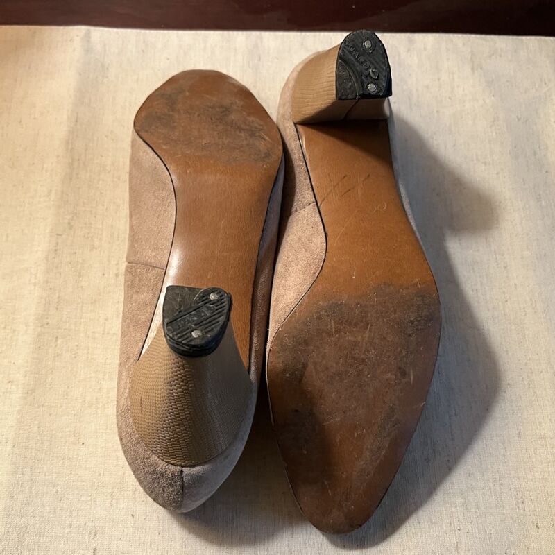 Vintage 70s HUSH PUPPIES Mary Janes Heels Pumps   6.5M - product image  