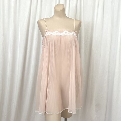 70s,Vintage,HOLLYWOOD,VASSARETTE,Pleated,Peach,Nightgown,Medium,1970s, vintage, Hollywood Vassarette, nightgown, nightie, pleats, pleated, peach, lace, sheer, Pretty Sweet Vintage