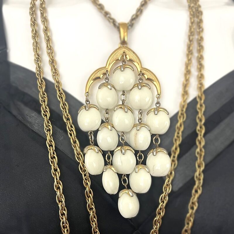 Vintage 60s CROWN TRIFARI Cream Waterfall Necklace - product image  
