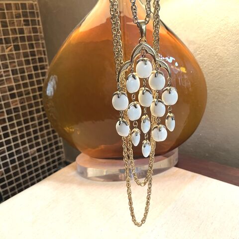 Vintage,60s,CROWN,TRIFARI,Cream,Waterfall,Necklace,1960s, vintage, crown trifari, trifari, necklace, waterfall, chandelier, cream, gold, beads, lucite, gift, Pretty Sweet Vintage