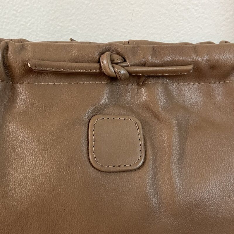 70s Vintage Brown Leather Bag Hinged Perfect - product image  
