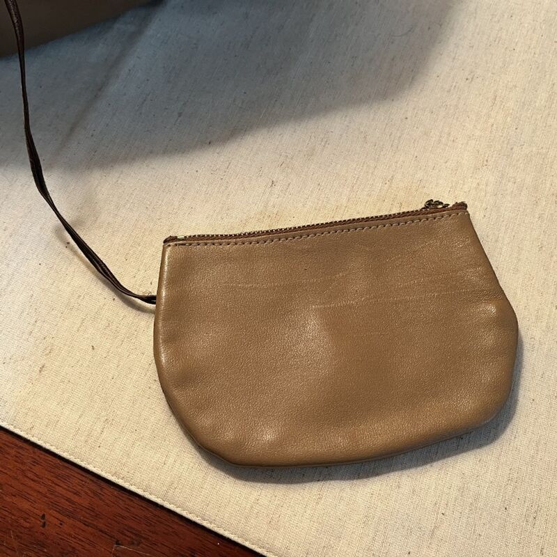 70s Vintage Brown Leather Bag Hinged Perfect - product image  