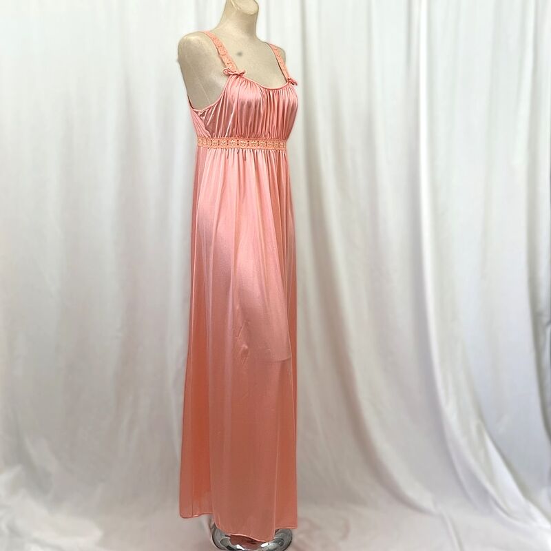Vintage 70s VAN RAALTE Glossy Peach Long Nightgown Medium - product image  