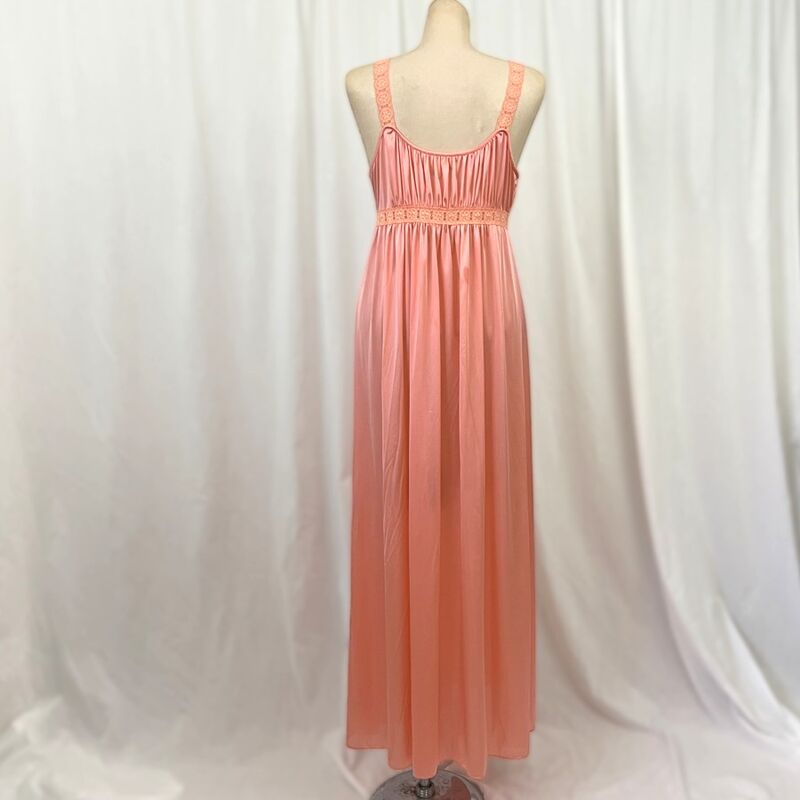 Vintage 70s VAN RAALTE Glossy Peach Long Nightgown Medium - product image  