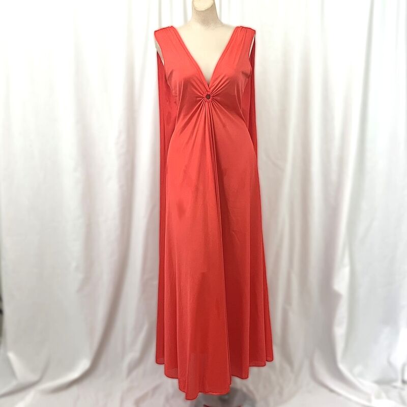 70s Vintage Fiery Regal Long Nightgown   Medium - product image  