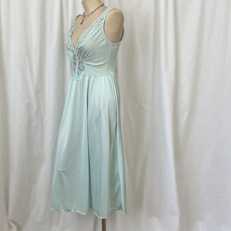 80s Vintage Mint Green OLGA Nightgown  Large/X-L - product image  