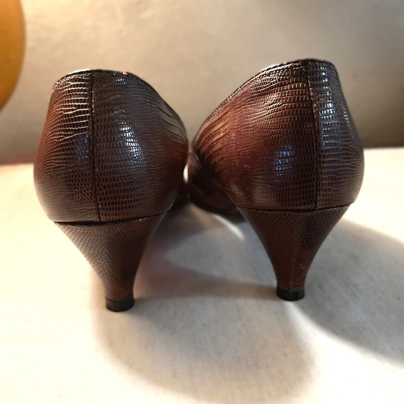 60s Vintage Fiancées Brown Faux Reptile Leather Shoes Pumps   8AA - product image  
