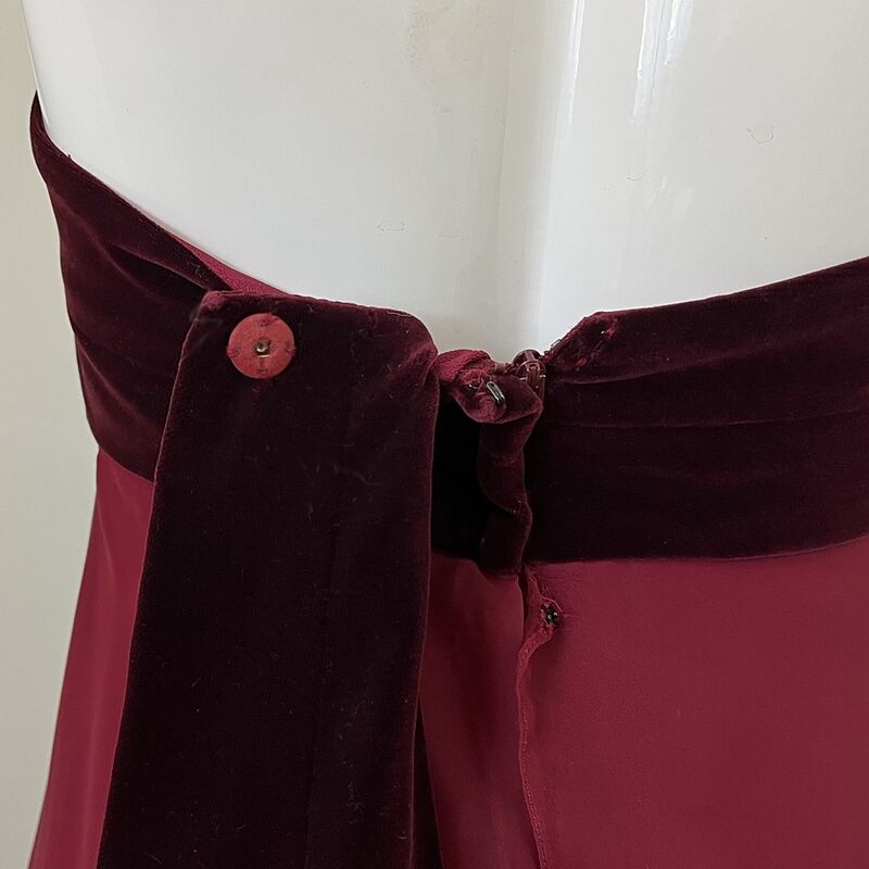 70s Modern Princess Estevez Dress    X-Small / Small  33b/30w - product image  