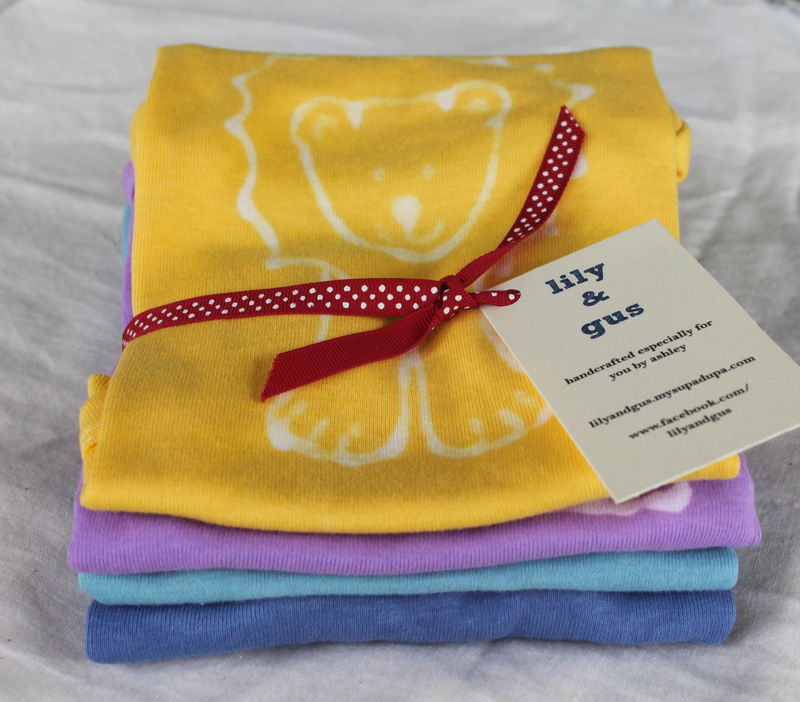 Animal parade onesie gift set, baby shower gift - product image  