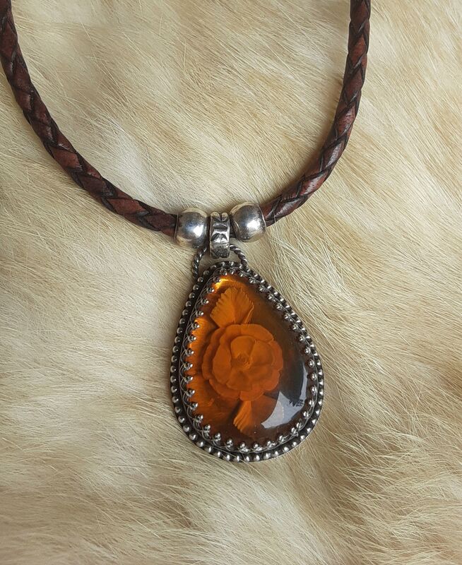 Authentic Intaglio Amber  choker    - product images  of 