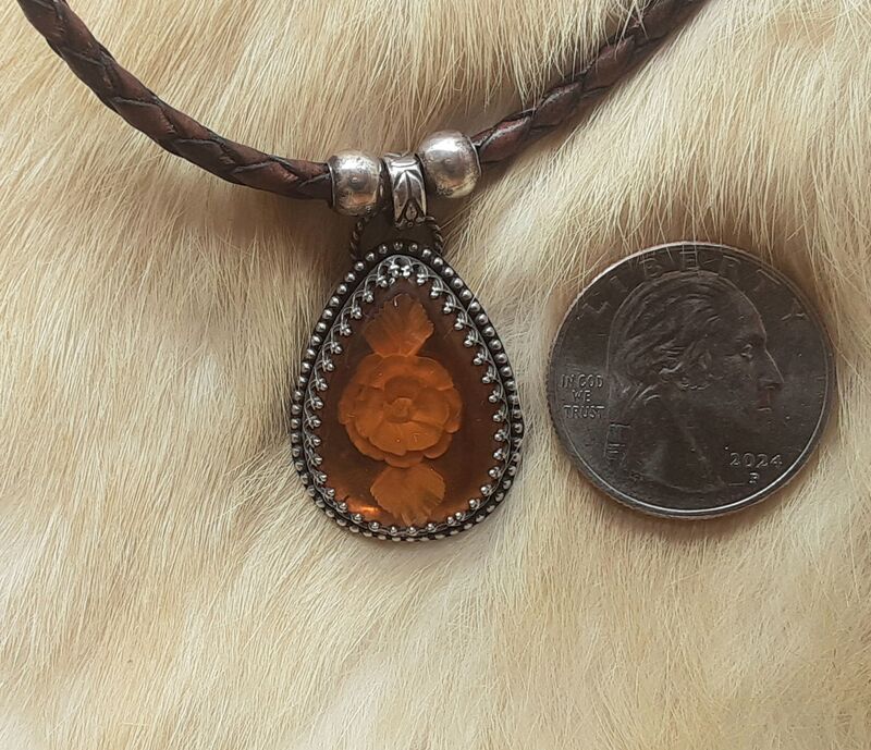 Authentic Intaglio Amber  choker    - product images  of 