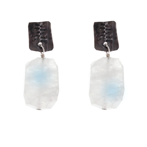 Moonstone,Nuggets,Earrings,by,Catherine,Marche,Moonstone nuggets earrings, modern brutalist earrings, catherine marche jewellery, oxidised silver jewellery, moonstone earrings, bridal earrings, black and white, oxidised silver, blue moonstone, gift for stylish women, business women