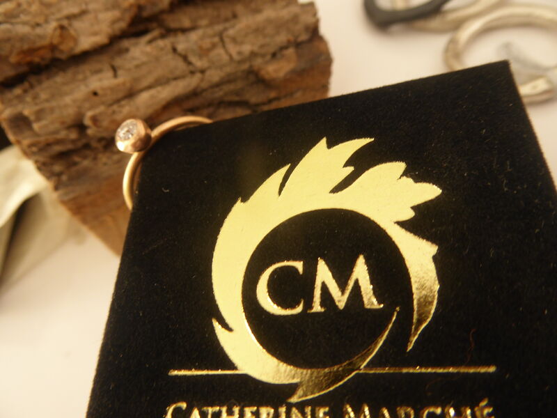 Peachy Earrings in 18ct gold by Catherine Marche - product images  of 