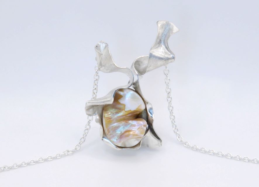 Blister Pearl Necklace by Jana Svabova